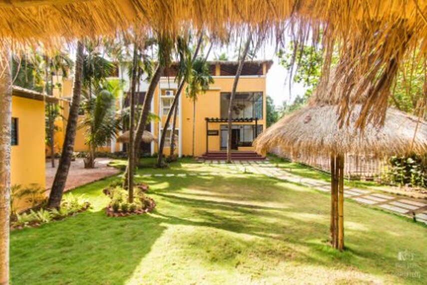 Cocohut Resort-1